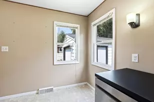 1108 Brown St, Wausau, WI 54403 - Photo 13