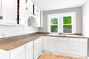 1641 S 6th St, Wisconsin Rapids, WI 54494 - Photo 9