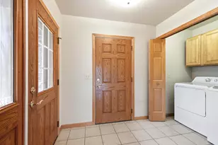 1032 Jasmine Ln, Stevens Point, WI 54482 - Photo 11