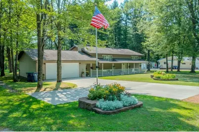 576 N 43rd Avenue, Wausau, WI 54401 - Photo 1