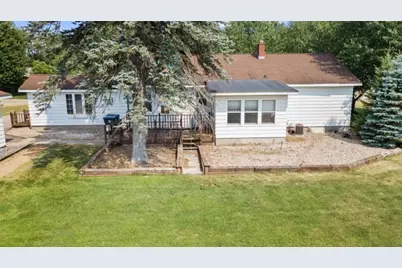 2301 Strange Street, Stevens Point, WI 54481 - Photo 7