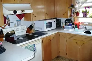 102 W School St, Greenwood, WI 54337 - Photo 5