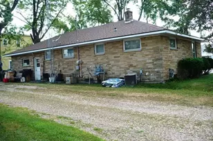 102 W School St, Greenwood, WI 54337 - Photo 3