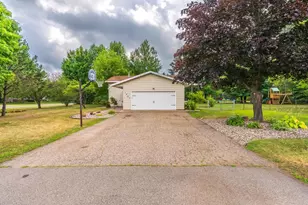 1863 Eva Rd, Kronenwetter, WI 54455 - Photo 3