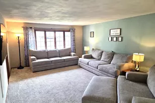 1020 W Blodgett St, Marshfield, WI 54449 - Photo 7
