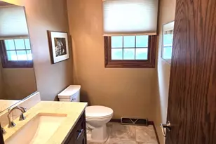 1020 W Blodgett St, Marshfield, WI 54449 - Photo 19