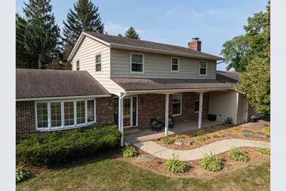 1020 W Blodgett Street, Marshfield, WI 54449 - Photo 1