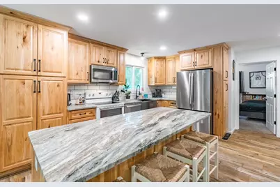 1431 N 14th Avenue, Wausau, WI 54401 - Photo 9
