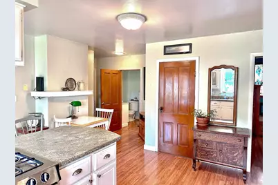 404 Bruce Street, New London, WI 54961 - Photo 13
