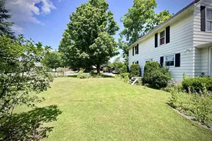 404 Bruce St, New London, WI 54961 - Photo 33