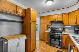 711 E 25th St, Marshfield, WI 54449 - Photo 9