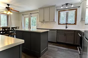 2119 Sunburst Ln, Kronenwetter, WI 54455 - Photo 7