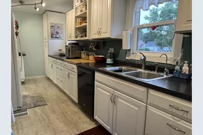1004 N 5th Avenue, Wausau, WI 54401 - Photo 5