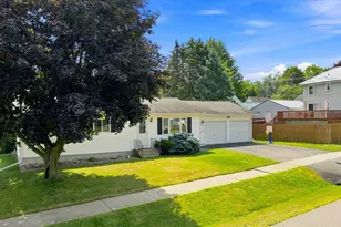 305 N Cherry Ave, Marshfield, WI 54449 - Photo 3