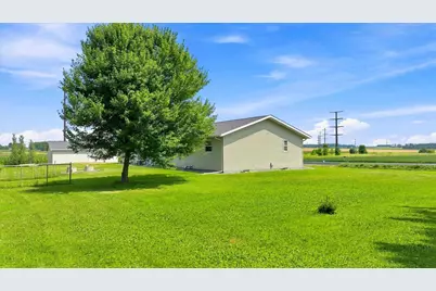 227042 County Road F, Colby, WI 54421 - Photo 11
