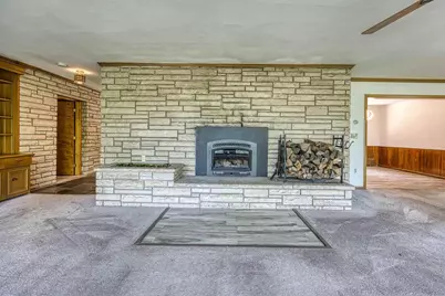 700 E Riverside Avenue, Merrill, WI 54452 - Photo 9