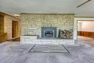 700 E Riverside Ave, Merrill, WI 54452 - Photo 9