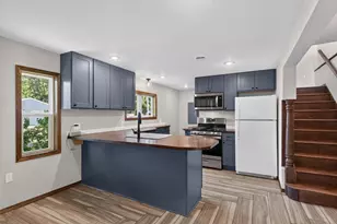 211 16th St N, Wisconsin Rapids, WI 54494 - Photo 5
