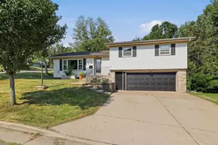 406 N 12th Ave, Wausau, WI 54401 - Photo 3