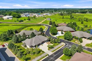 1110 Wildflower Dr, Marshfield, WI 54449 - Photo 11