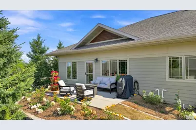 1110 Wildflower Drive, Marshfield, WI 54449 - Photo 7