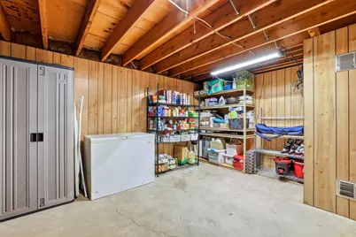 1832 April Lane, Stevens Point, WI 54481 - Photo 41