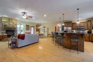 309 Winnebago Ave, Hatley, WI 54440 - Photo 21