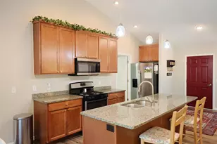 106 S 36th Ave, Wausau, WI 54401 - Photo 9