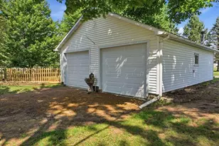 8214 Pine St, Pittsville, WI 54466 - Photo 35