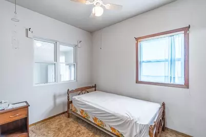 1005 S 12th Avenue, Wausau, WI 54401 - Photo 13