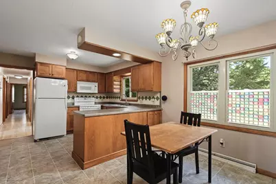 1613 N Peach Avenue, Marshfield, WI 54449 - Photo 7