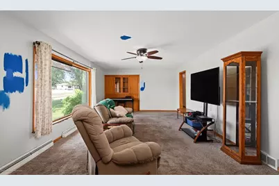 1613 N Peach Avenue, Marshfield, WI 54449 - Photo 9