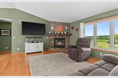 8055 County Road Z, Custer, WI 54423 - Photo 13