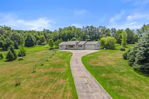 8055 County Rd Z, Custer, WI 54423 - Photo 3