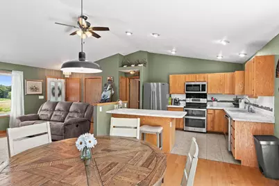 8055 County Road Z, Custer, WI 54423 - Photo 5