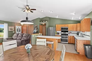 8055 County Rd Z, Custer, WI 54423 - Photo 5