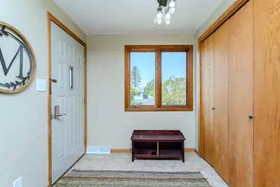 715 N 13th Street, Wausau, WI 54403 - Photo 3