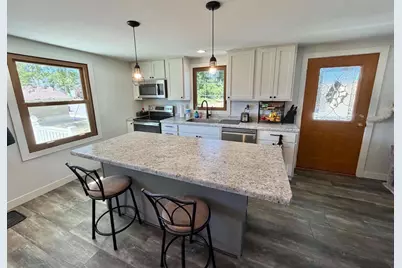 308 Pine Street, Marathon, WI 54448 - Photo 5