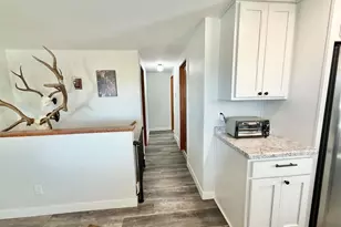 308 Pine St, Marathon, WI 54448 - Photo 9
