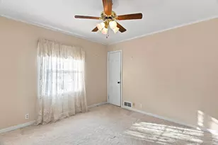 201 W Doege St, Marshfield, WI 54449 - Photo 19