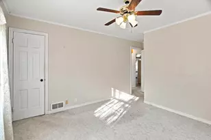 201 W Doege St, Marshfield, WI 54449 - Photo 21