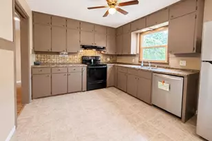4037 Troy St, Wausau, WI 54403 - Photo 13