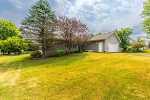 3505 Makenzie Dr, Weston, WI 54476 - Photo 3