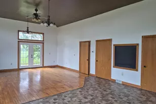 5271 W Center Rd, Withee, WI 54498 - Photo 7