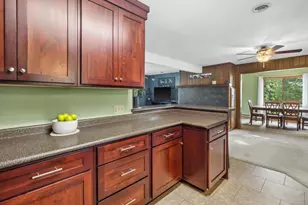 1011 Heindl Ln, Marathon, WI 54448 - Photo 11