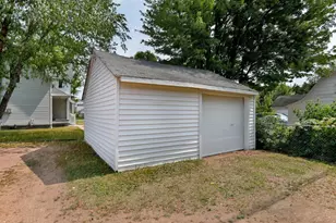 918 S 4th Ave, Wausau, WI 54401 - Photo 5