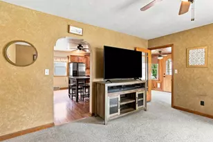 425 Meadow St, Stevens Point, WI 54481 - Photo 9