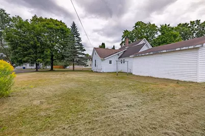 300 N Stuyvesant Street, Merrill, WI 54452 - Photo 5