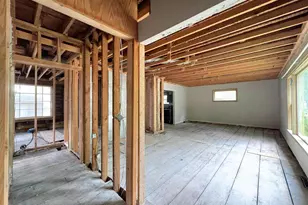 731 Jackson St, Wausau, WI 54403 - Photo 9