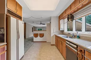 641 Seneca Rd, Wisconsin Rapids, WI 54495 - Photo 9